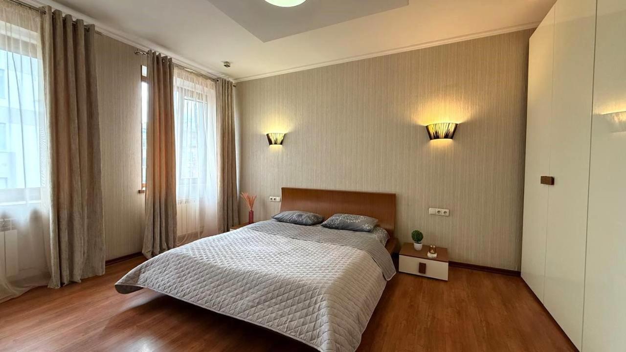Mironositskaya 75 Apartman Harkov Kültér fotó