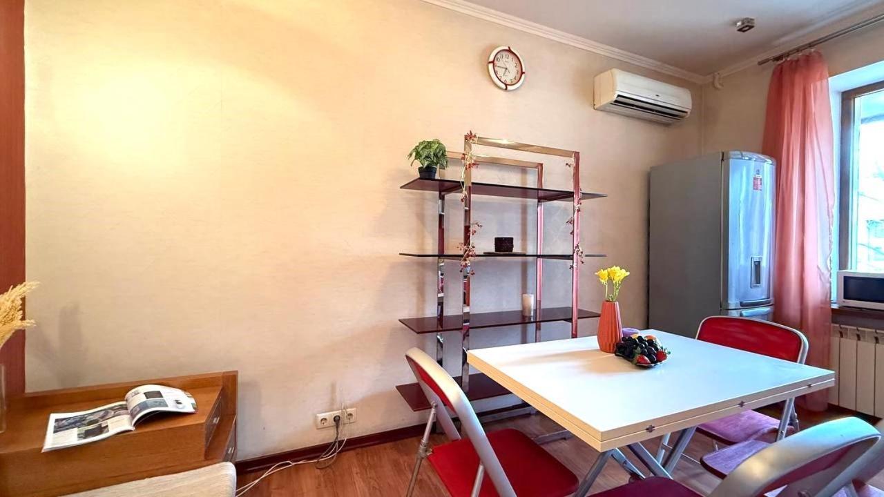 Mironositskaya 75 Apartman Harkov Kültér fotó