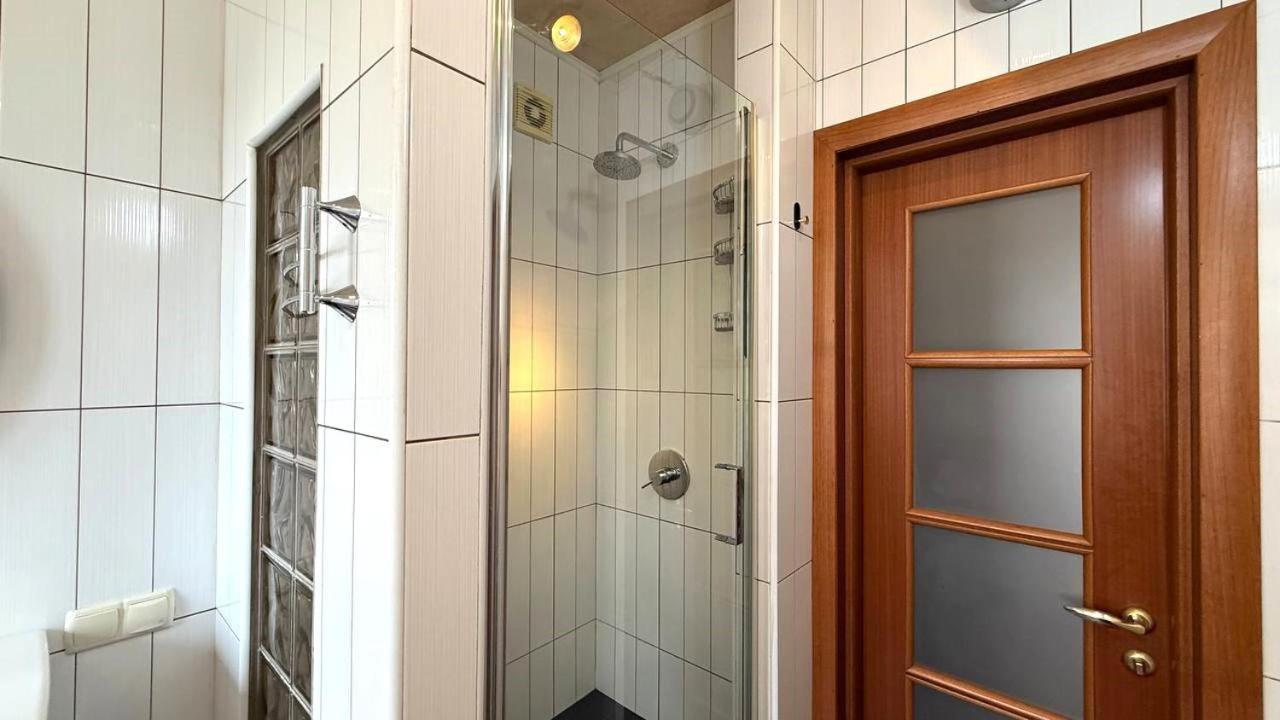 Mironositskaya 75 Apartman Harkov Kültér fotó